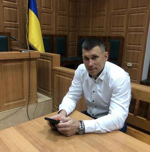 Адвокат Тарас Строцень